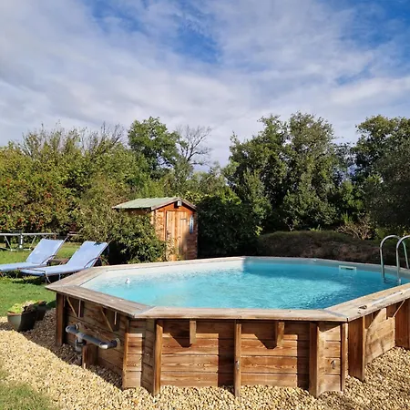 Roulotte En Bois Sud France Casa di campagna