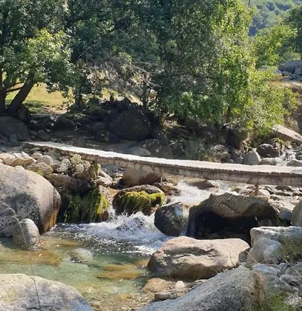 Roulotte En Bois Sud France * Le Soler