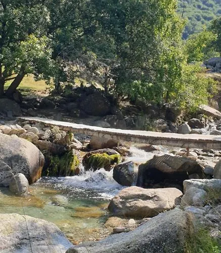 Roulotte En Bois Sud France * Le Soler